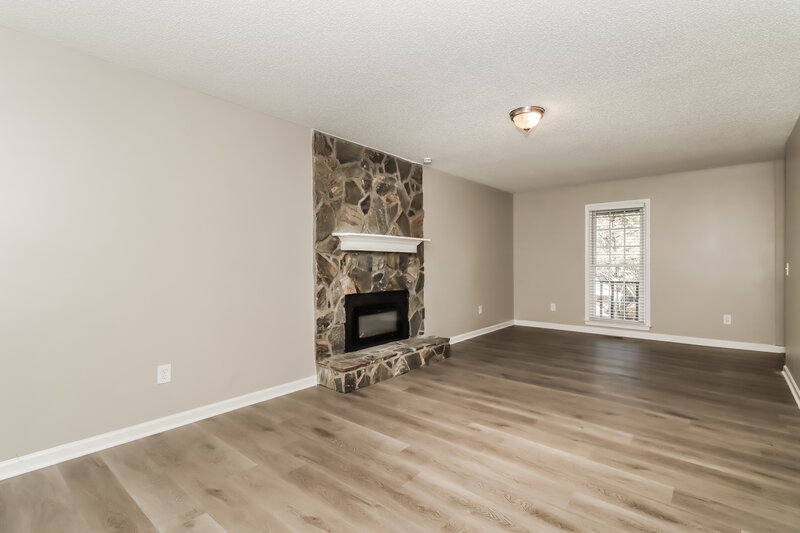 1,480/Mo, 216 Windmill Dr Dallas, GA 30132 Living Room View 2