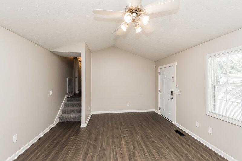 1,750/Mo, 222 Fairview Oak Dallas, GA 30157 Living Room View 2