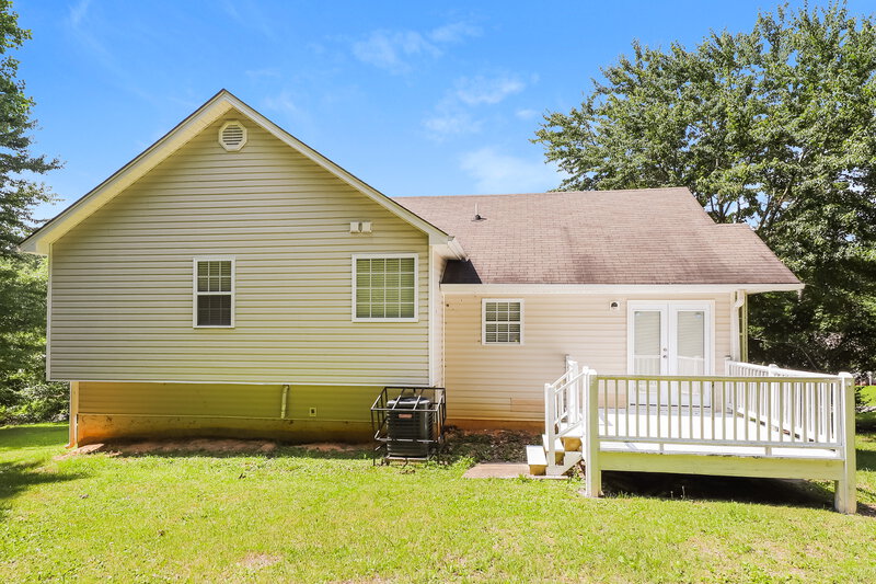 1,750/Mo, 222 Fairview Oak Dallas, GA 30157 Rear View