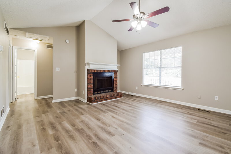 1,855/Mo, 23 Park Ave W Dallas, GA 30157 Living Room View