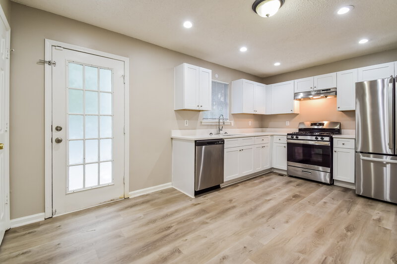 1,855/Mo, 23 Park Ave W Dallas, GA 30157 Dining Room View