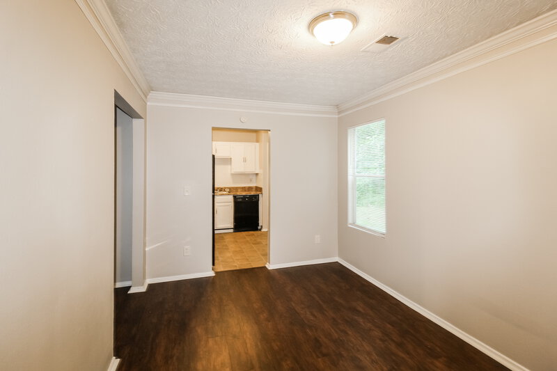 1,860/Mo, 1985 GLENWOOD DOWNS Drive Decatur, GA 30035 Dining Room View