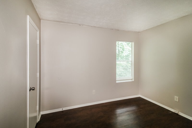 1,860/Mo, 1985 GLENWOOD DOWNS Drive Decatur, GA 30035 Bedroom View