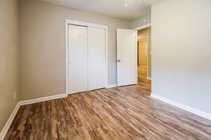 1,950/Mo, 2297 CLIFTON SPRINGS MNR Decatur, GA 30034 Bedroom View