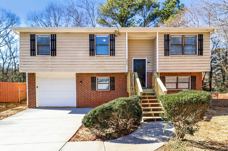 2,035/Mo, 2622 CANDLER WOODS Way Decatur, GA 30032 External View