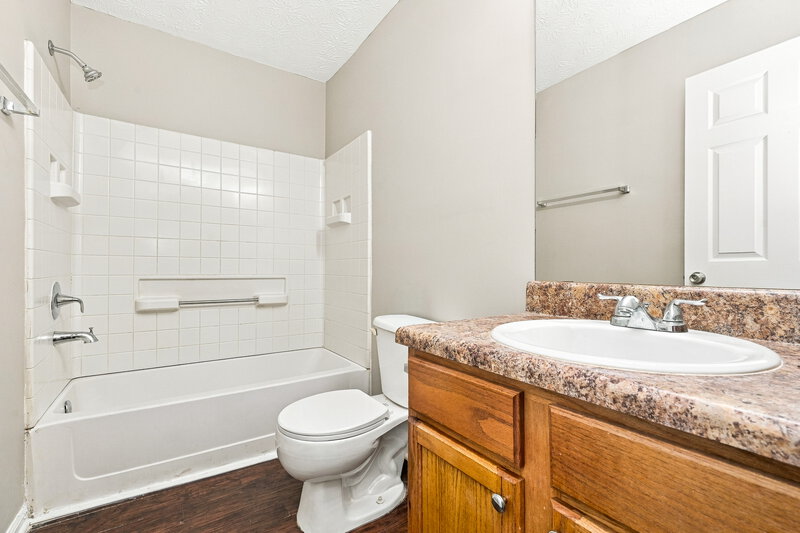 1,705/Mo, 3819 Waldrop Ln Decatur, GA 30034 Primary Bathroom View