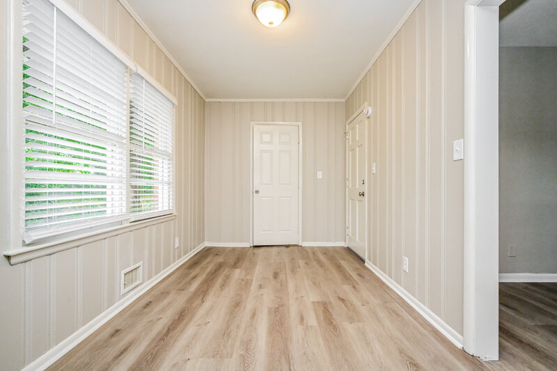 1,640/Mo, 4682 Glenwood Rd Decatur, GA 30035 Misc View 3