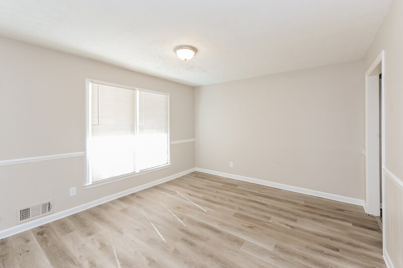 2,240/Mo, 1338 W Stoneybrook Dr Douglasville, GA 30134 Living Room View