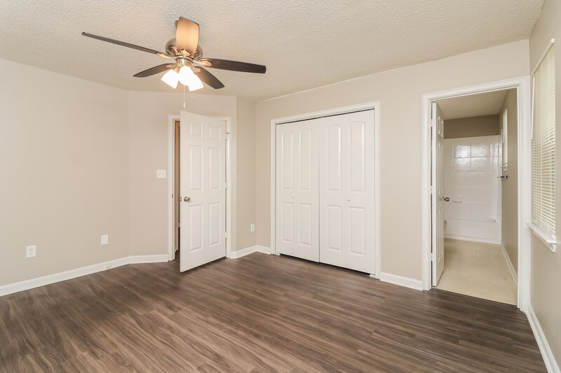 1,465/Mo, 1499 Cain Ct N Douglasville, GA 30134 Main Bedroom View