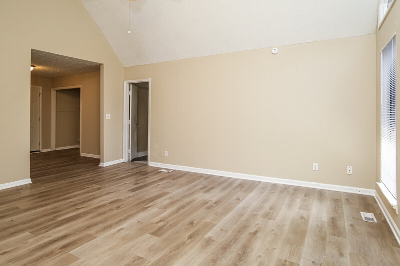 1,800/Mo, 2597 Carol Cir Douglasville, GA 30135 Living Room View 2
