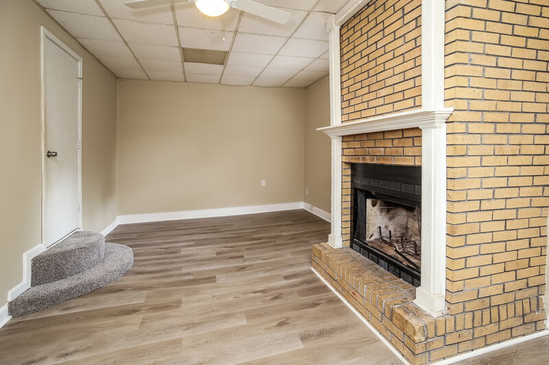 1,800/Mo, 2597 Carol Cir Douglasville, GA 30135 Family Room View