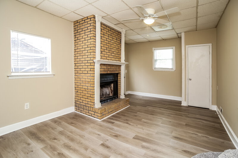 1,800/Mo, 2597 Carol Cir Douglasville, GA 30135 Family Room View 2