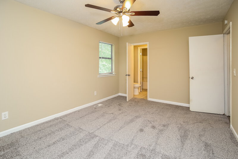 1,800/Mo, 2597 Carol Cir Douglasville, GA 30135 Main Bedroom View 2