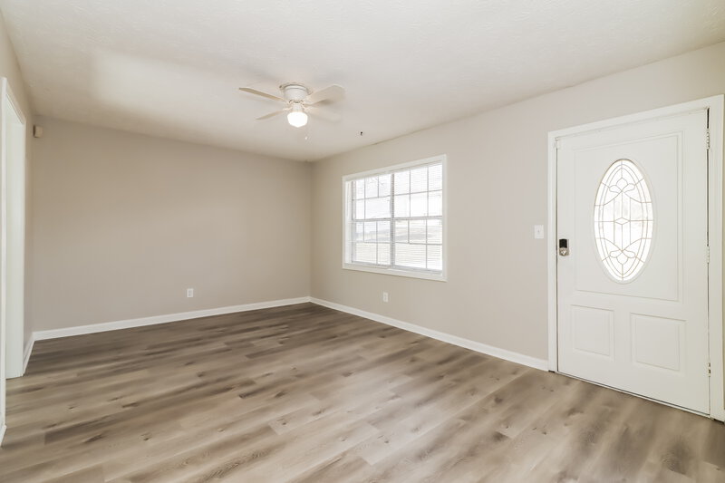 1,700/Mo, 2851 Britt Dr Douglasville, GA 30135 Living Room View