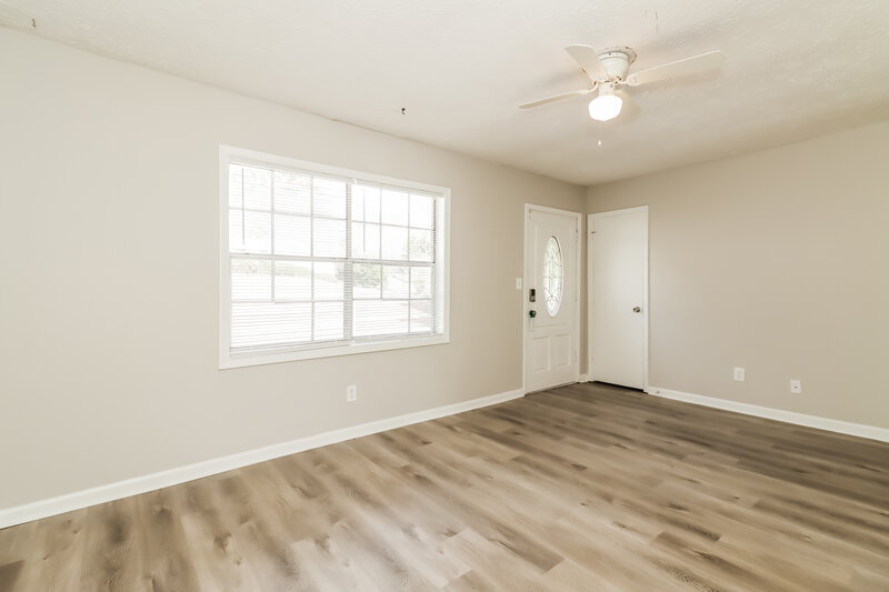 1,700/Mo, 2851 Britt Dr Douglasville, GA 30135 Living Room View 2