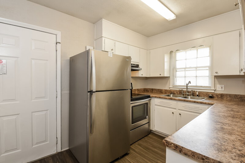 1,745/Mo, 3273 Millwright St Douglasville, GA 30135 Kitchen View 2