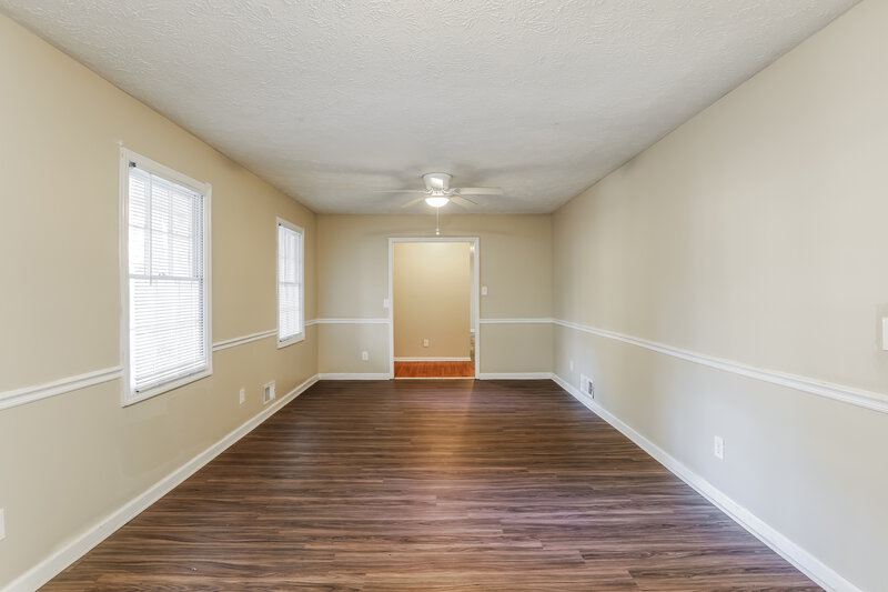 1,505/Mo, 3995 Holland Dr Douglasville, GA 30135 Living Room View