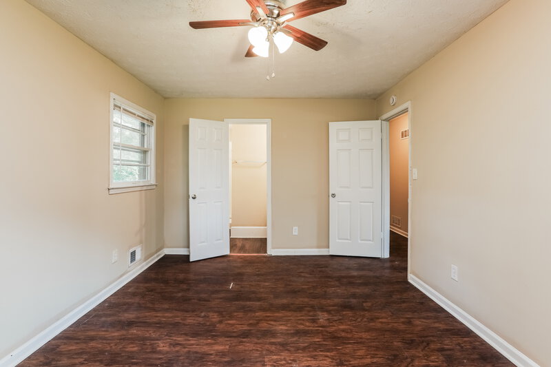 1,690/Mo, 4036 N Bent Pine Ct Douglasville, GA 30135 Main Bedroom View 2