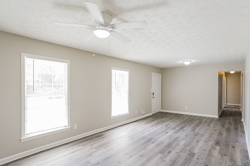 0/Mo, 5010 Ailene Dr Douglasville, GA 30135 Misc View 3