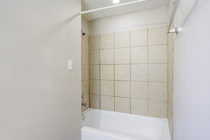 0/Mo, 5010 Ailene Dr Douglasville, GA 30135 Misc View 12