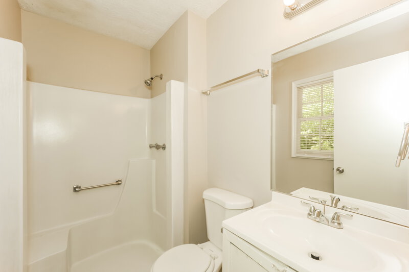 2,420/Mo, 5140 Oakdale Dr Douglasville, GA 30135 Bathroom View