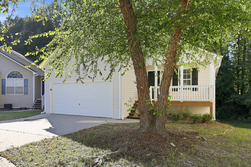 3 Bedroom House – 7045 Branch Crossing Way, Douglasville, GA 30134