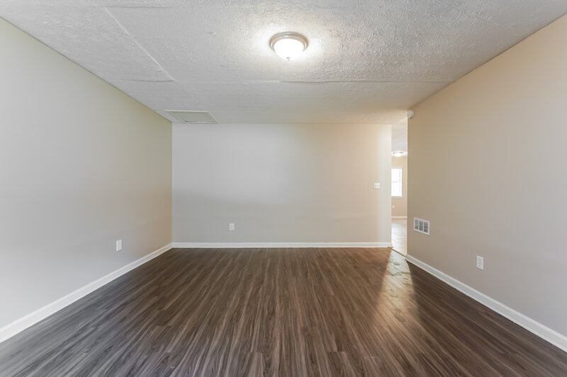 1,325/Mo, 8373 Warren Dr Douglasville, GA 30134 Misc View 2