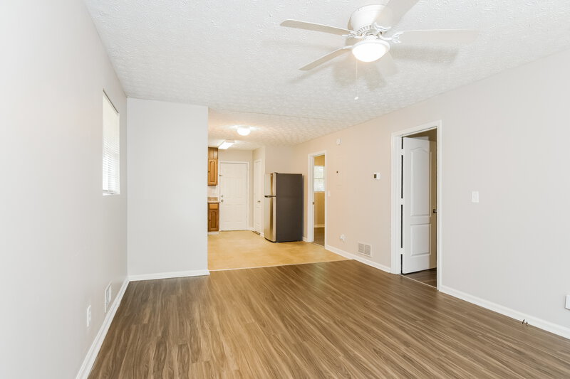 1,325/Mo, 8573 Duncan St Douglasville, GA 30134 Living Room View