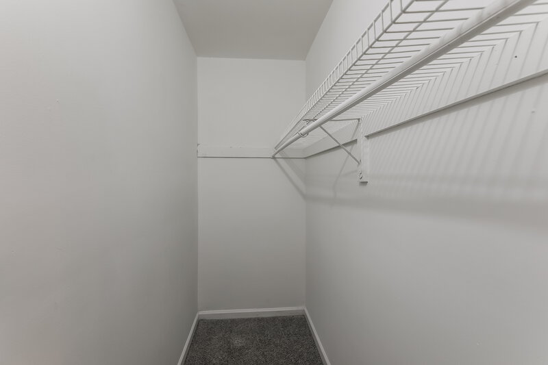 1,485/Mo, 3560 Satellite Blvd Ellenwood, GA 30294 Walk In Closet View