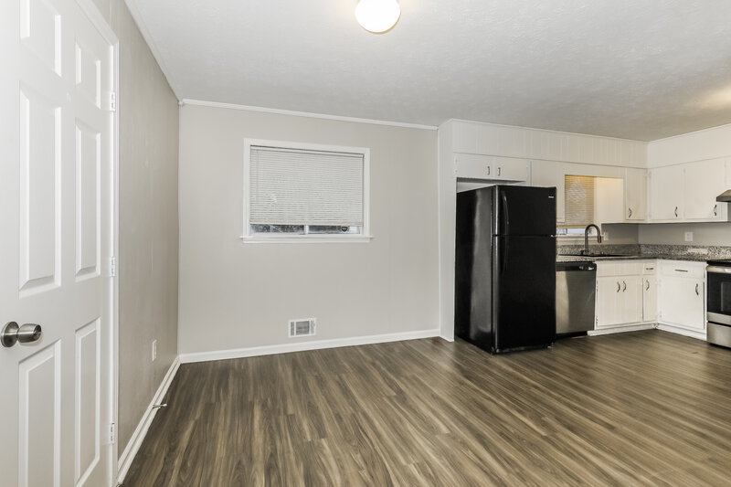 1,610/Mo, 5789 Northfield Dr Ellenwood, GA 30294 Misc View 3