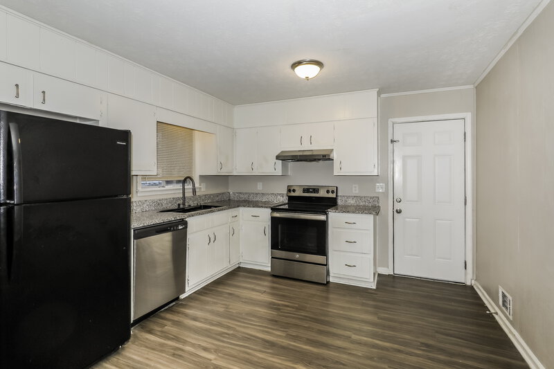 1,610/Mo, 5789 Northfield Dr Ellenwood, GA 30294 Misc View 4