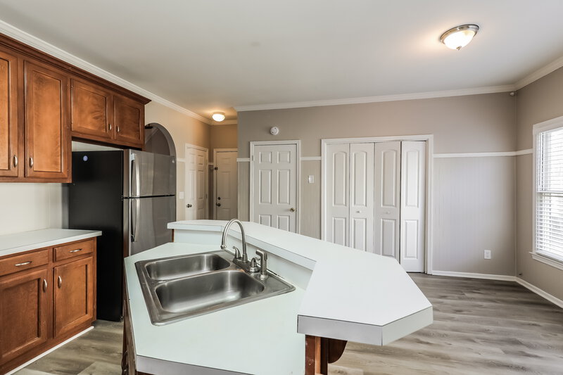 2,230/Mo, 12234 Molly Sue Ln Fayetteville, GA 30215 Kitchen View 2