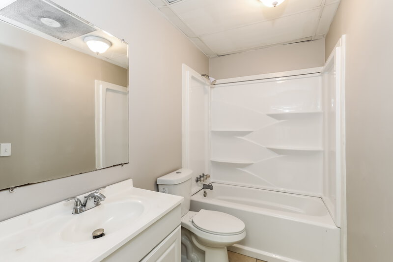 2,230/Mo, 12234 Molly Sue Ln Fayetteville, GA 30215 Bathroom View