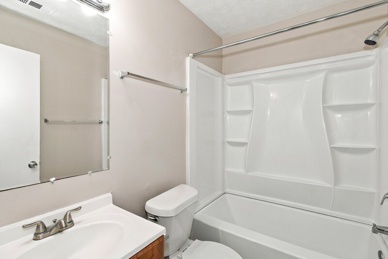 1,855/Mo, 3996 Brookstone Rd Ellenwood, GA 30294 Primary Bathroom View