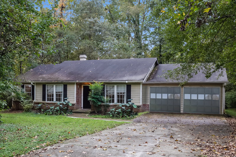 2,450/Mo, 4265 Loveless Pl Ellenwood, GA 30294 External View