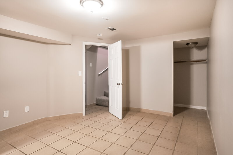 2,220/Mo, 1164 Lloyd Dr Forest Park, GA 30297 Basement View