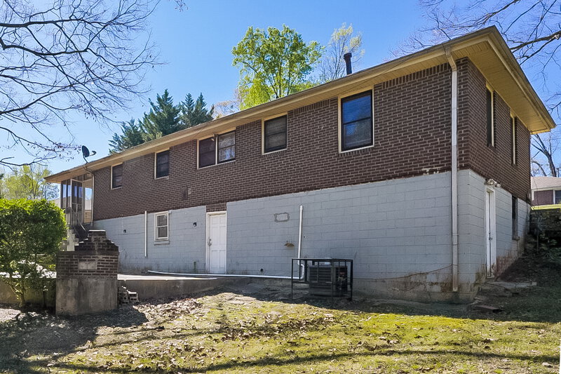 2,220/Mo, 1164 Lloyd Dr Forest Park, GA 30297 Rear View