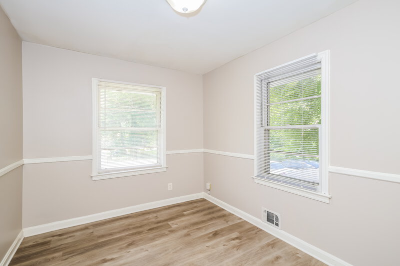 1,335/Mo, 4244 Boling Dr Forest Park, GA 30297 Dining Room View