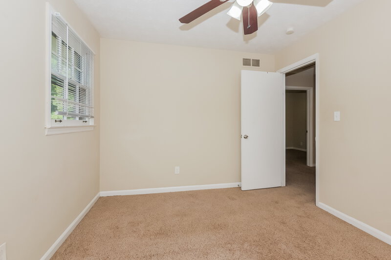 2,220/Mo, 5769 Phillips Dr Forest Park, GA 30297 Main Bedroom View