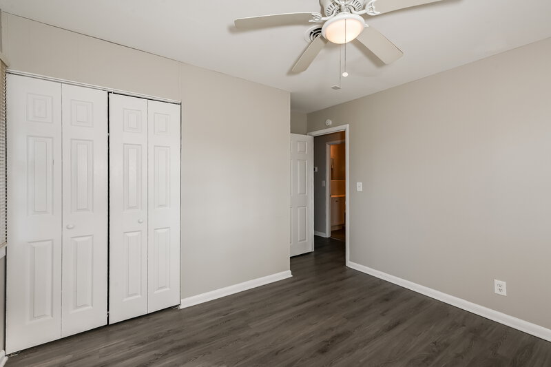 1,510/Mo, 645 Melrose Dr Forest Park, GA 30297 Main Bedroom View