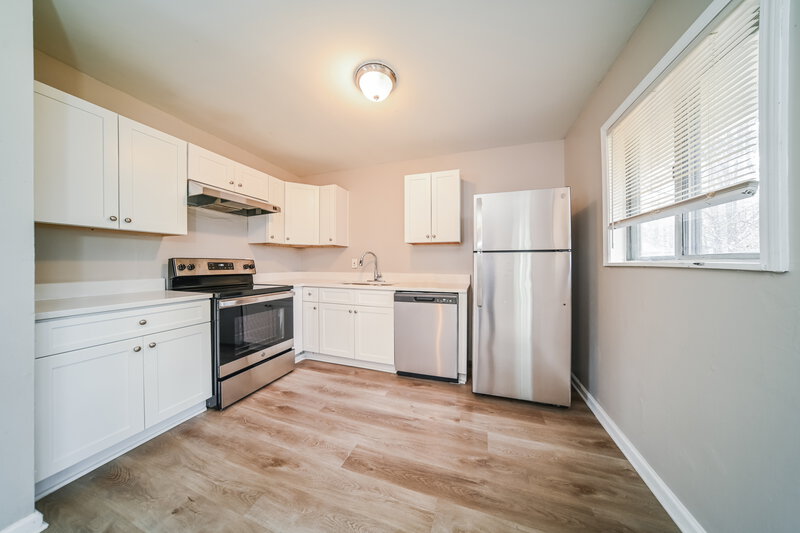 1,880/Mo, 6500 Boca Grande Blvd Forest Park, GA 30297 Kitchen View