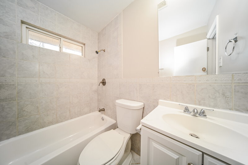1,880/Mo, 6500 Boca Grande Blvd Forest Park, GA 30297 Bathroom View 2