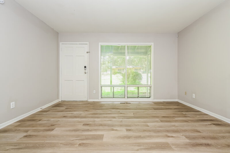 2,030/Mo, 729 Blueridge Dr Forest Park, GA 30297 Living Room View