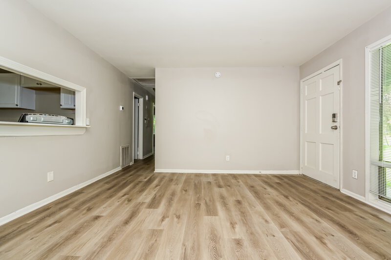 2,030/Mo, 729 Blueridge Dr Forest Park, GA 30297 Living Room View 2