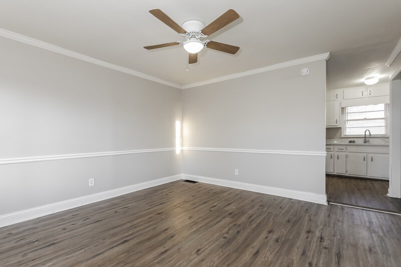 2,080/Mo, 820 Oakdale Dr Forest Park, GA 30297 Living Room View