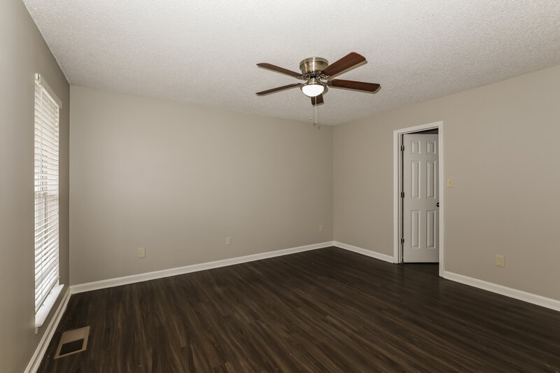 1,745/Mo, 10993 Thrasher Rd Hampton, GA 30228 Main Bedroom View
