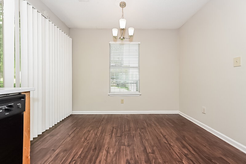 1,690/Mo, 68 Hampton Oaks Dr Hampton, GA 30228 Dining Room View