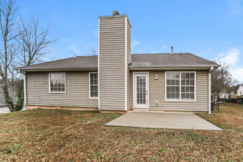 1,700/Mo, 1001 Maple Leaf Rdg Jonesboro, GA 30238 Rear View 2