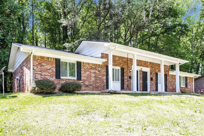 0/Mo, 108 Burkshire Ct Unit A Jonesboro, GA 30236 Front View