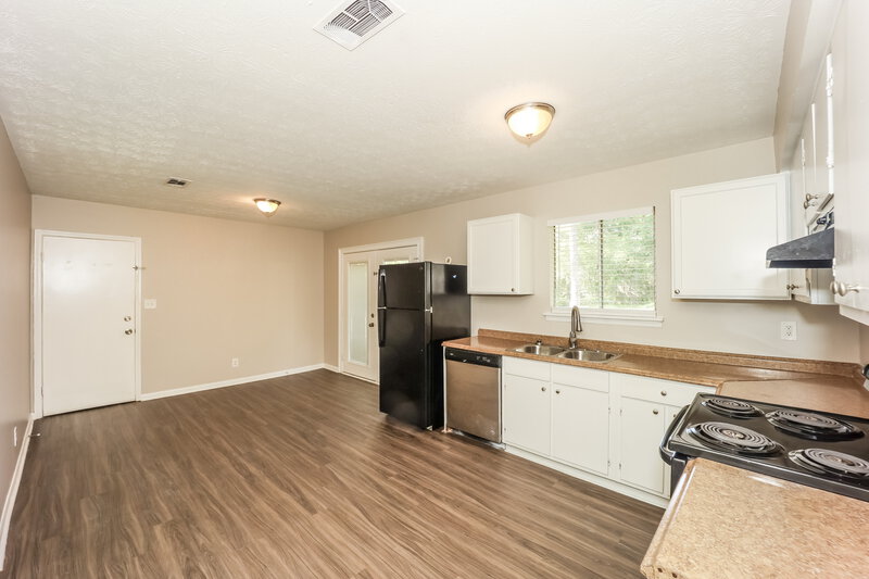 1,600/Mo, 156 Meadowlark Ln Jonesboro, GA 30236 Misc View 5